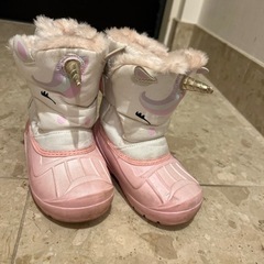 雪ブーツ　女の子　ユニコン　13cm〜14cm