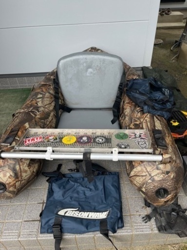 バス釣り　フローター