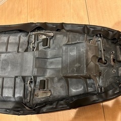 ホーネット250　シート の画像