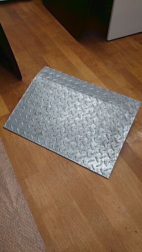 鉄製段差スロープ(段差：11cm▷横幅：60cm▷奥行：44cm▷重さ：11kg)♦亜鉛メッキ加工の錆びない鉄製段差スロープ