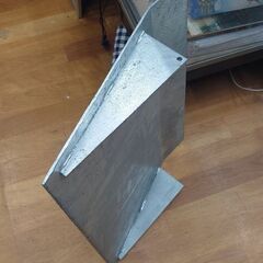 鉄製段差スロープ(段差：11cm▷横幅：60cm▷奥行：44cm▷重さ：11kg)♦亜鉛メッキ加工の錆びない鉄製段差スロープの画像