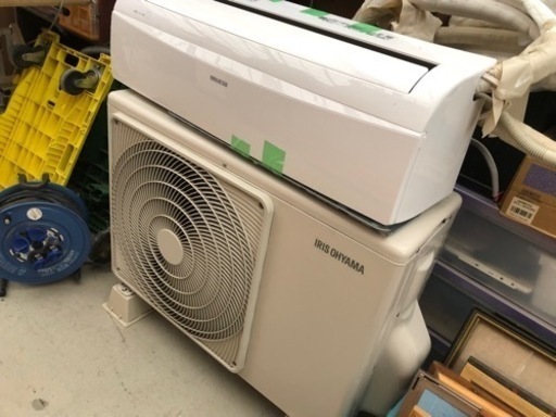 美品❗️2023年製 14畳用 アイリスオーヤマ ルームエアコン IRR-4021C　