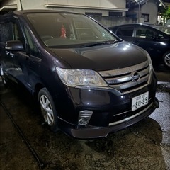 日産 セレナの画像