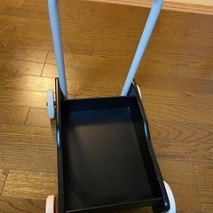 BRIO 手押し車の画像