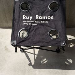 折り畳みのテーブルの画像