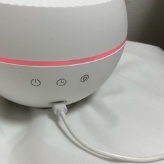最終お値下げ 新品未使用 アロマディフューザー 卓上加湿器 300ML 超音波式 冷房対策 睡眠向上 癒し 間接照明 空調家電 加湿器の画像