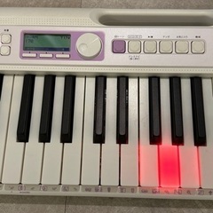 CASIO電子ピアノ 電子キーボード(61鍵) スタンド付の画像