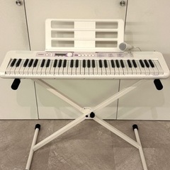 CASIO電子ピアノ 電子キーボード(61鍵) スタンド付