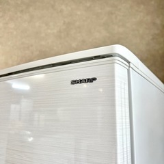 ☑︎ご成約済み🤝 SHARP 一人暮らし冷蔵庫 137L✨ ホワイトウッド🪵