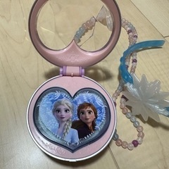 おもちゃ　アナと雪の女王　音鳴るネックレス　の画像