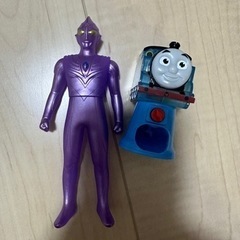 ウルトラマン　トーマス　おもちゃ