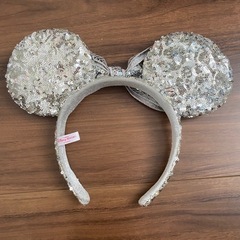 ディズニーランド　カチューシャ　シルバーの画像