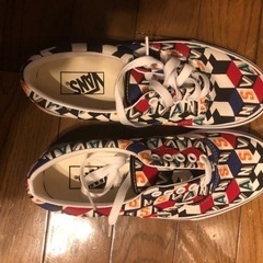 vans 24.5 センチ　未使用靴/バッグ 靴 スニーカーの画像