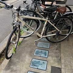 自転車 クロスバイクの画像