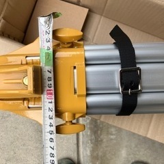オートレベル用アルミ三脚の画像
