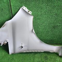 左フェンダーパネルの画像