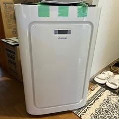 トヨトミ スポット冷暖房エアコン TAD-22JW
