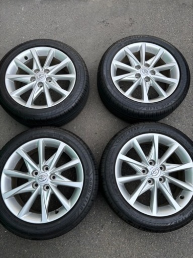 車のパーツ タイヤ、ホイール