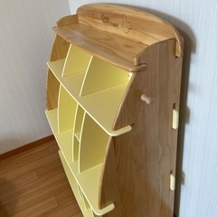 DWE  ディズニー　棚の画像