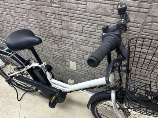 東京23区配達無料　新基準　ブリヂストン　アシスタユニ　8.7Ah リチウム 電動自転車 中古 1238