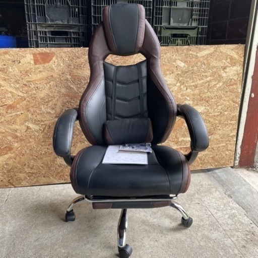 ヤマゼン　フルリクライニングゲーミングチェア  スライドオットマン付