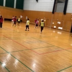6/3月曜19:30〜21:30男女エンジョイミックスフットサル...