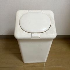 14リットル　おむつゴミ箱　　使用感あり