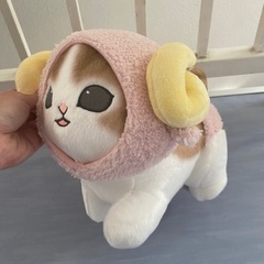 猫のぬいぐるみ　ピンク色