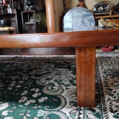 木製テーブル3つの画像