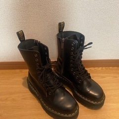 6月7日まで！Dr. Martens Jadon Hi プラットフォーム ブーツ