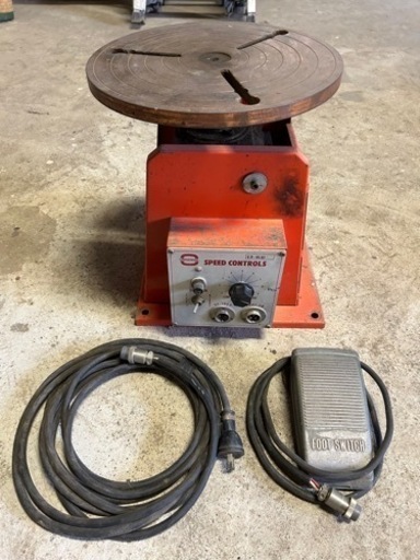 ユニバーサル　ポジショナー　回転盤　溶接