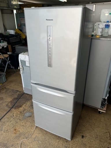 近隣送料無料!! 激安3ドア!! Panasonic 左開き NR-C32DML 321L 2015年 家電 キッチン家電 冷蔵庫