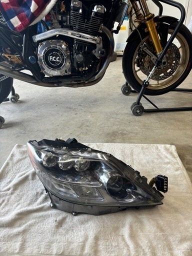 ls？ヘッドライト