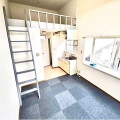 家電3点付き‼️初期費用無料❗️ロフト付き1R❗️エアコン1台設置❗️駅近❗️スーパー激近❗️コンビニ激近❗️の画像