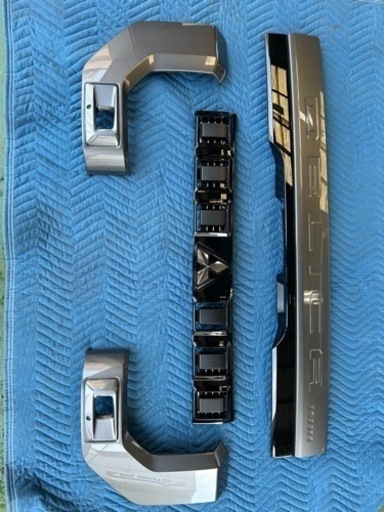 デリカミニ　新車外し