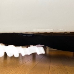 家具  ソファ2つ1000円渡すので持って行ってくれる方の画像