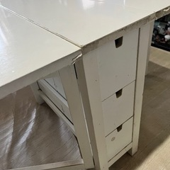 受付終了【あげます】IKEA  折りたたみテーブルの画像