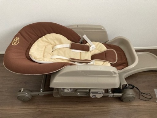 ［取り引き中］説明書あり！電動！ハイローチェア　ベビーハイローチェア