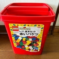 スーパーボール、おはじきブロック、オモチャ箱