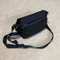 美品　ショルダーバッグの画像