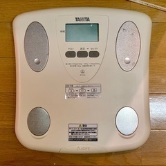 TANITA 体脂肪計付ヘルスメーター ホワイト BF-046-WHの画像