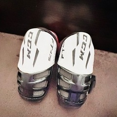 アイスホッケー　防具　エルボー