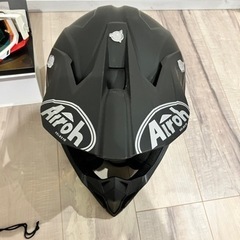 オフロードヘルメットゴーグルの画像