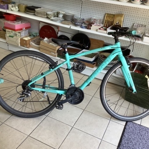 送料無料Bianchiクロスバイク C-SPORT SHIMANO 24速 Bianchi C・SPORT 1 (Rocks Sand / Black Matt Glossy) 2024年モデル