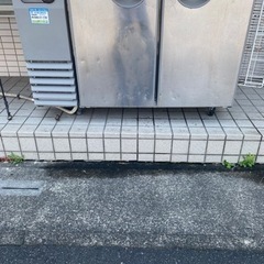 業務用冷蔵庫