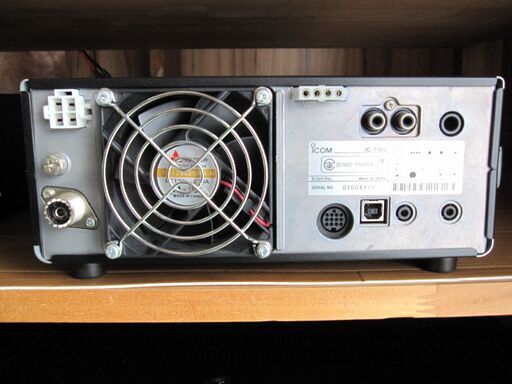 アマチュア無線　ICOM IC-7300 (100W)