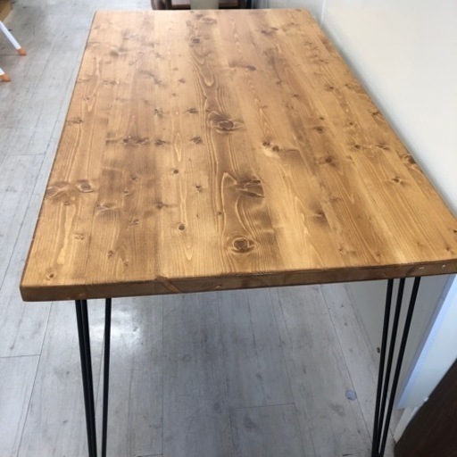 2024 LOWYAダイニングテーブルブラウン【トレファク堺福田店】