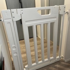 値下げ！！ベビーゲート　子供用品 ベビー用品 安全、保護グッズ　...