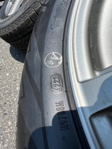 車タイヤ、ホイール　※商談中