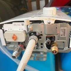 都市ガス給湯器の画像